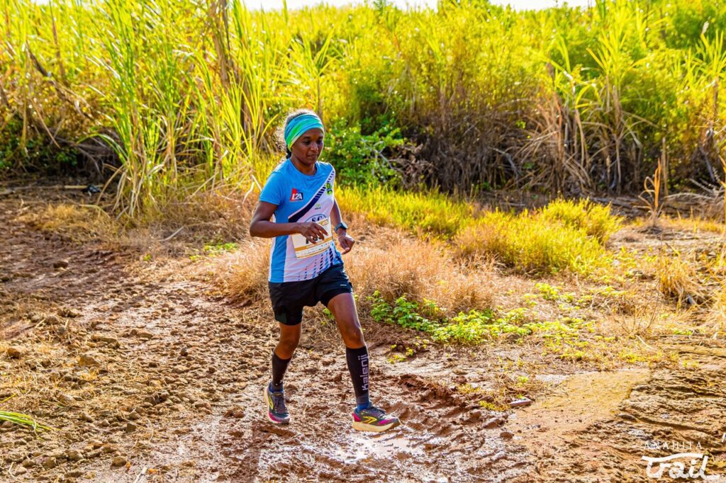 ANAHITA TRAIL SOLO WOMAN 1 Large